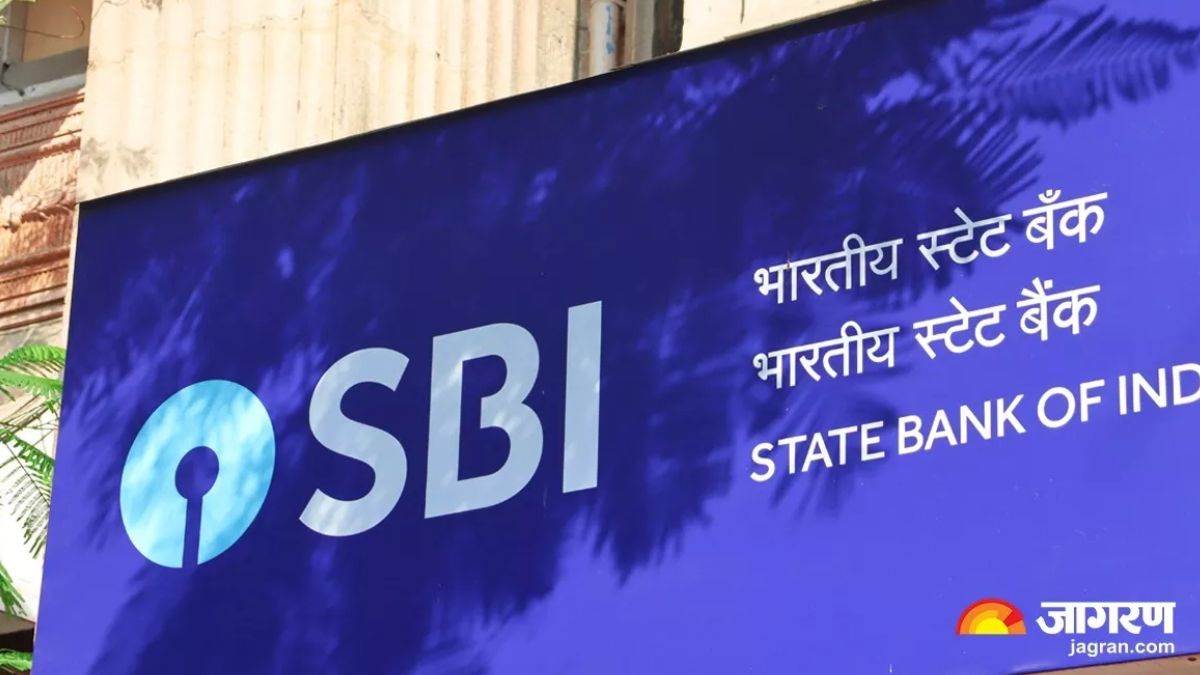 https://www.jagranimages.com/images/newimg/16112023/16_11_2023-sbi_clerk_recruitment_2023_notification_23581740.jpg
