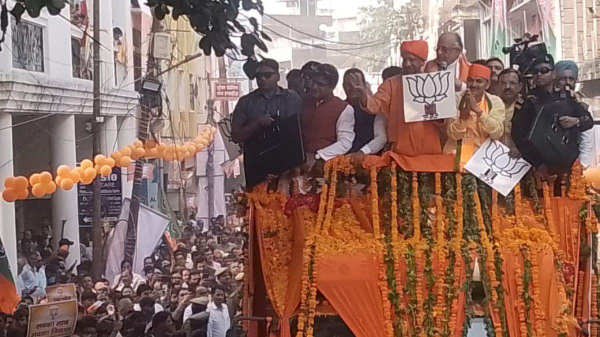 https://www.jagranimages.com/images/newimg/16112024/16_11_2024-cm_yogi_kanpur_23831995.jpg