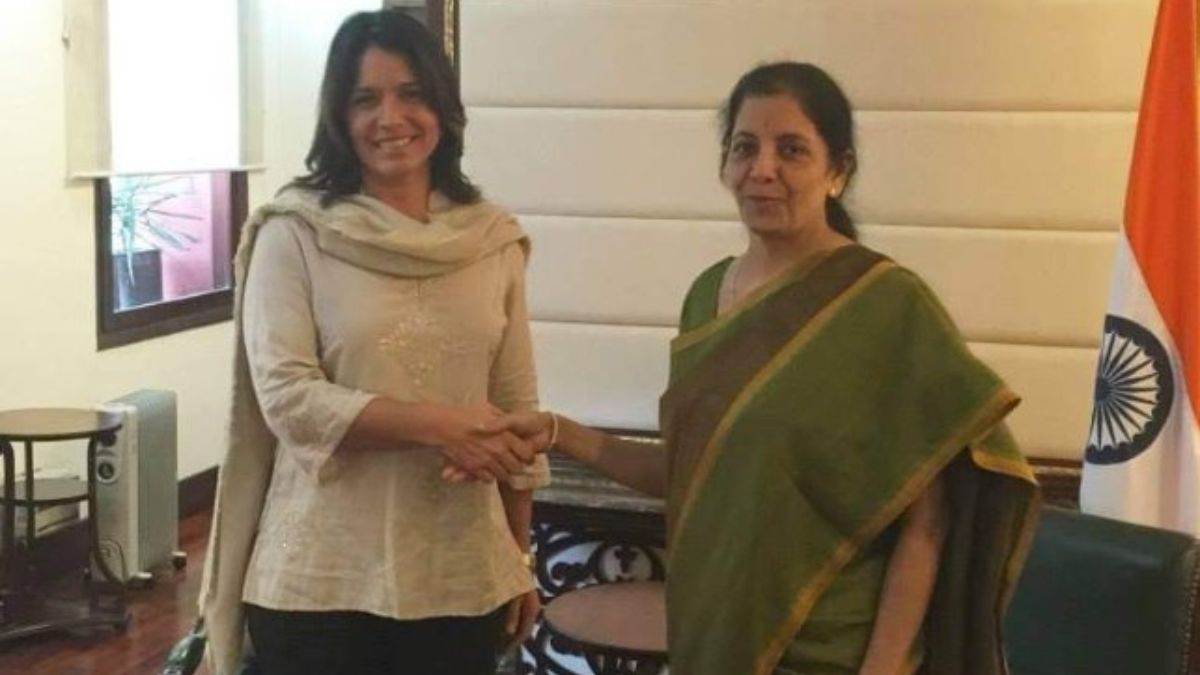 nirmala sitharaman congratulates trump pick tulsi gabbard impressed