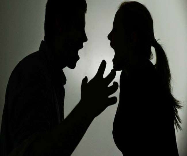 Husband seeks divorce from wife in Gujarat - Gujarat: पति ने पत्नी से मांगा तलाक, कहा-शराब बेचने वाली पत्नी से छुटकारा दिलाया जाए