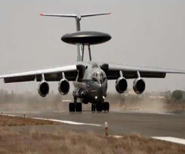 India China Border News: चीनी सीमा पर वायुसेना को मिलेगी 360 डिग्री निगरानी क्षमता, छह नए अवॉक्‍स विमान होंगे तैनात