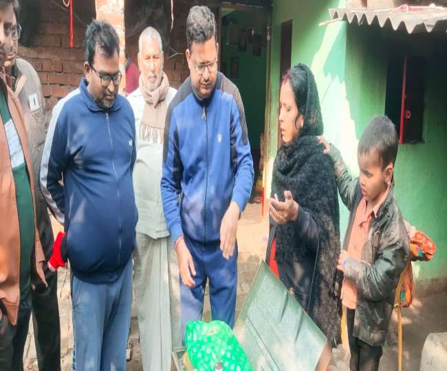 theft of 10 thousand cash and goods in mango jamshedpur