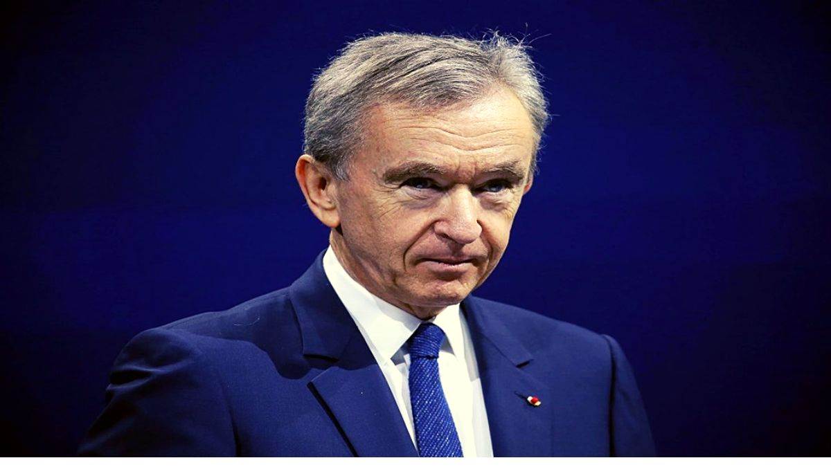 https://www.jagranimages.com/images/newimg/16122022/16_12_2022-_bernard_arnault__23260225.jpg