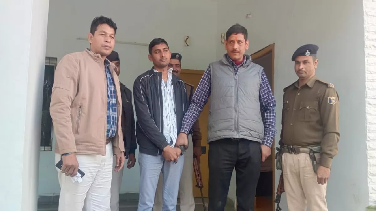 नालंदा : बिजली विभाग का जेई 12 हजार रुपए की रिश्वत लेते गिरफ्तार, निगरानी की टीम ने कार्रवाई