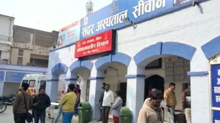 सिवान में जहरीली शराब से हुई पांच लोगों की मौत में ब्रह्मस्थान का चौकीदार भी शामिल