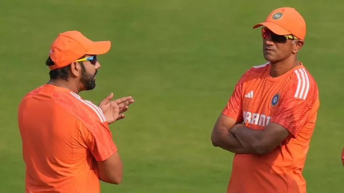 वनडे सीरीज के लिए कोच द्रविड़ और बाकी स्टाफ उपलब्ध नहीं होंगे।