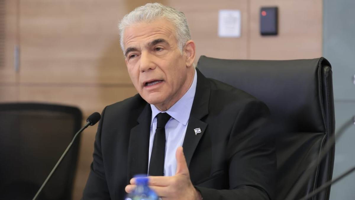 https://www.jagranimages.com/images/newimg/16122023/16_12_2023-yair_lapid_23605823.jpg