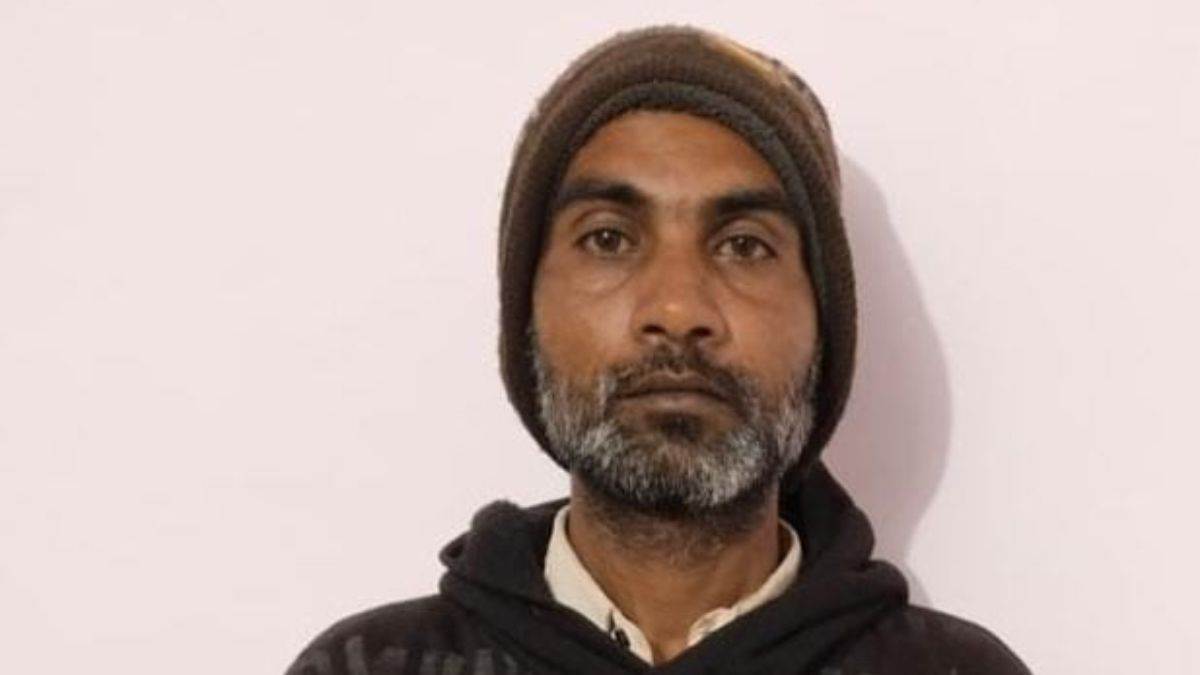 up stf arrested a criminal with a bounty of 50 thousand rupees