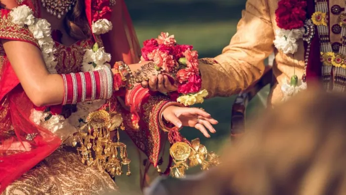 43 साल पुरानी शादी टूट गई, फाइल फोटो।