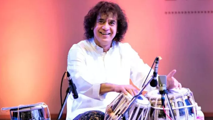 मशहूर तबला वादक उस्ताद जाकिर हुसैन का निधन (फाइल फोटो)