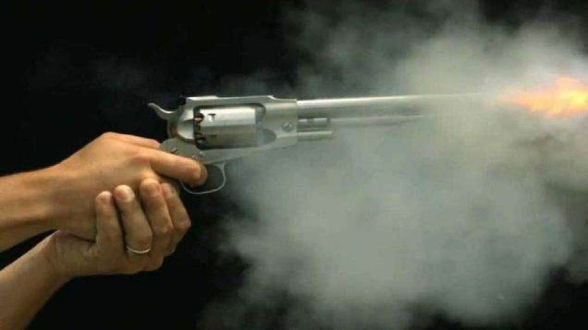 अमेरिका में फिर गोलीबारी, फ्लोरिडा में मार्टिन लूथर किंग दिवस के कार्यक्रम के दौरान फायरिंग; 8 लोग घायल - many people injured after firing at Martin Luther King Day ...