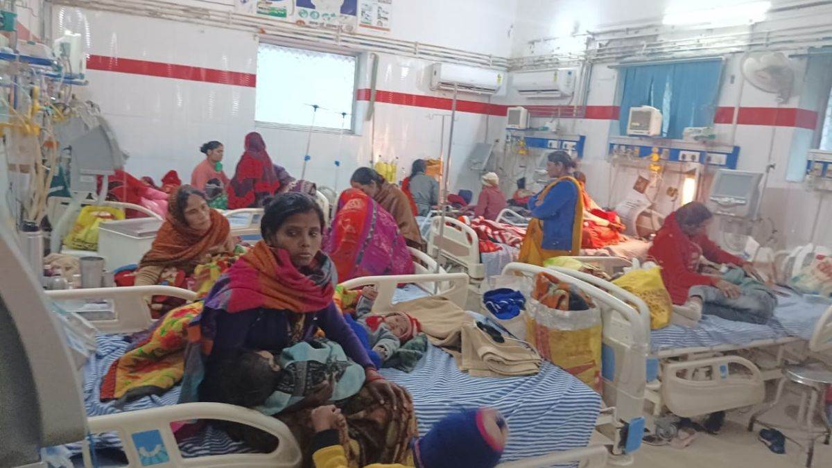 https://www.jagranimages.com/images/newimg/17012024/17_01_2024-deoria_hospital_23631361.jpg