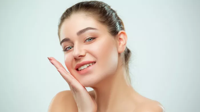 Dry Fruit Skin Care: स्किन केयर में ऐसे करें डाई फ्रूट्स को शामिल