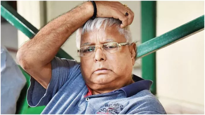 Lalu Yadav को लगा बड़ा झटका! चुनाव से ठीक पहले पूर्व सांसद ने छोड़ा साथ (फाइल फोटो)