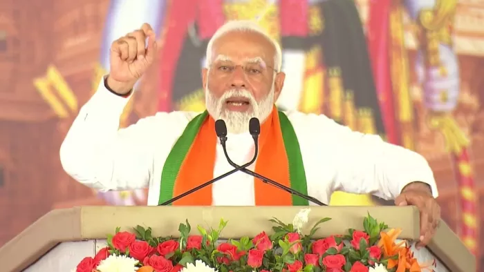 पीएम मोदी ने कोच्चि में 4,000 करोड़ रुपये से अधिक की परियोजनाओं का लोकार्पण किया।(फोटो सोर्स: बीजेपी)