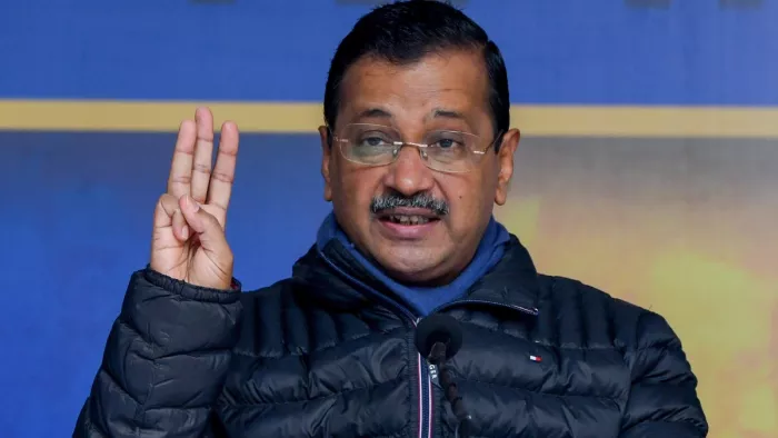बीजेपी के घोषणापत्र को अरविंद केजरीवाल ने बताया झूठ का पुलिंदा।