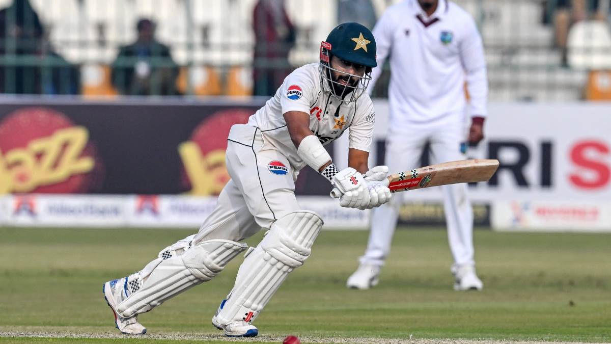 https://www.jagranimages.com/images/newimg/17012025/17_01_2025-pakistan_cricket_team_3_23868524.jpg