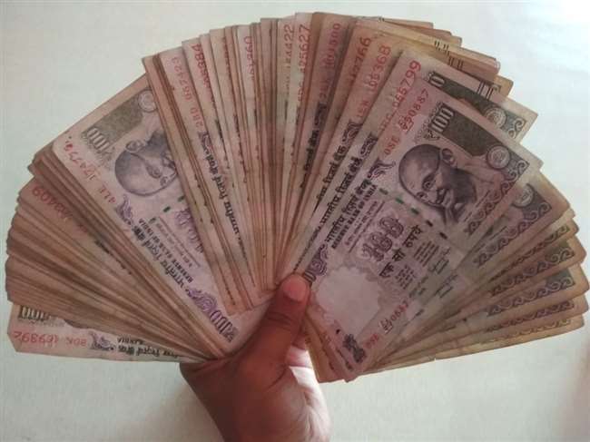 How to earn money online these are the five ways to earn extra money