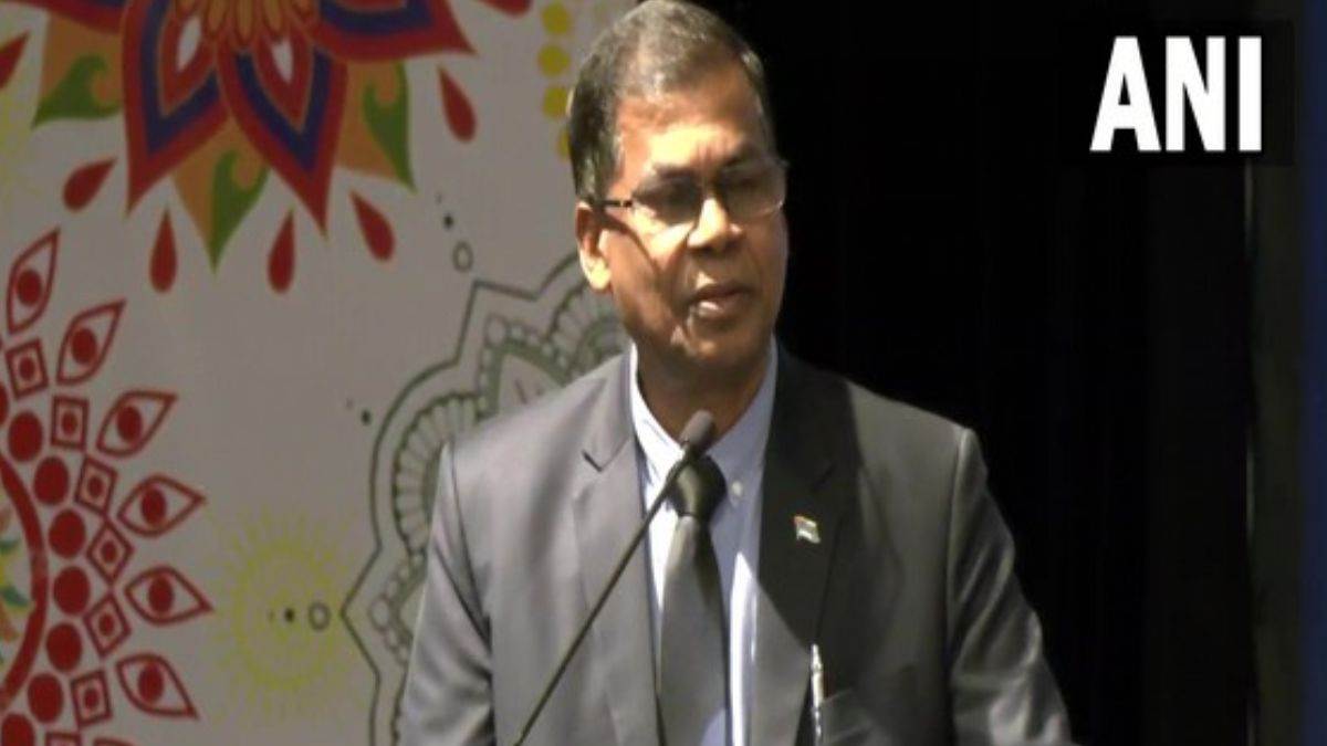 https://www.jagranimages.com/images/newimg/17022023/17_02_2023-fiji_dep_pm_23331889.jpg