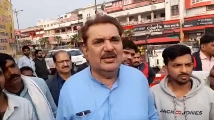 Prayagraj में Raza Murad ने की सीएम योगी की जमकर तारीफ : सौ. इंटरनेट मीडिया