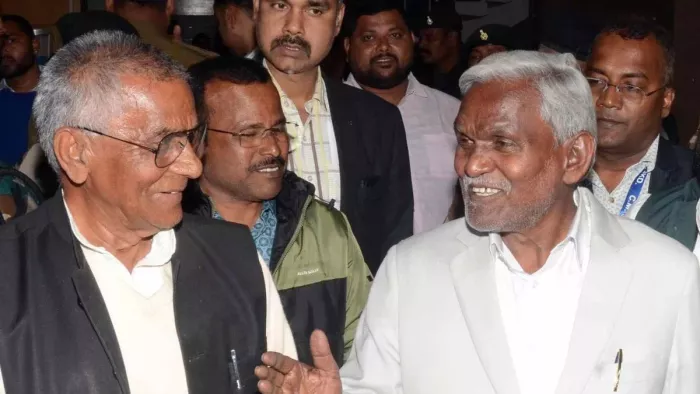Champai Cabinet: 'मेरे साथ गलत...', कांग्रेस के बाद हेमंत खेमे के विधायक के बदले सुर; बढ़ी सियासी उथल-पुथल