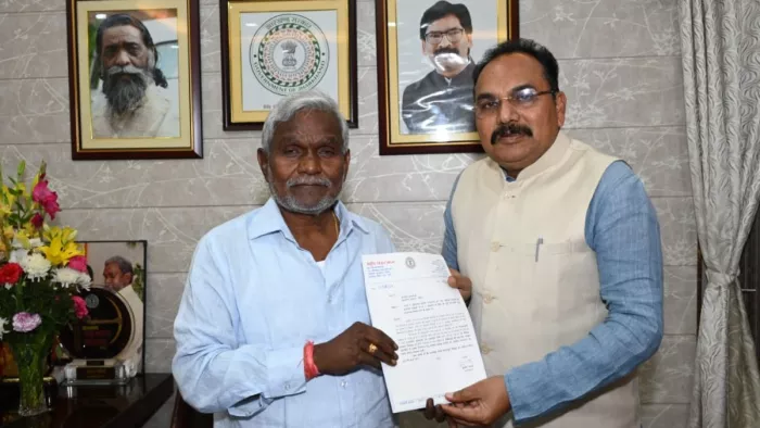 Caste Census: लोकसभा चुनाव से पहले चंपई सोरेन ने चला बड़ा दांव, जातीय जनगणना को लेकर दे दिया बड़ा निर्देश