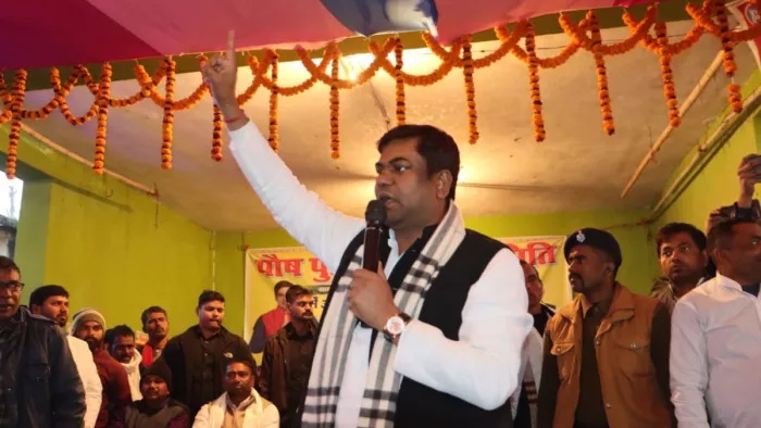 विकासशील इंसान पार्टी (वीआइपी) प्रमुख और बिहार के पूर्व मंत्री मुकेश सहनी। फोटो- जागरण