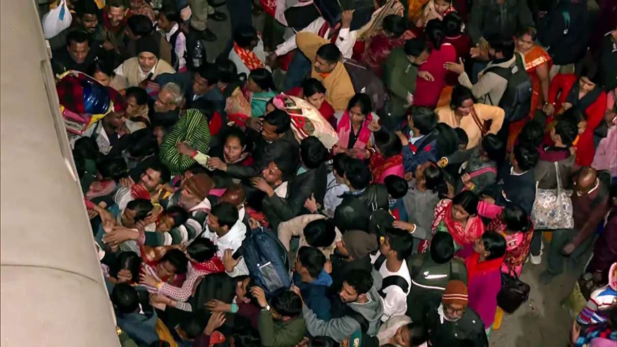 New Delhi Station Stampede: नाना-नानी के साथ महाकुंभ जा रही थी सुरुचि, भगदड़ में तीनों की मौत