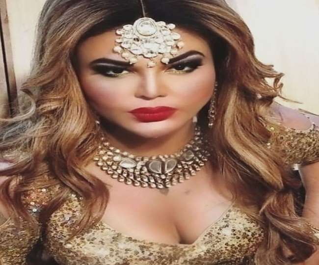 actress rakhi sawant digital debut with web series tawaif bazaar e husn watch viral video