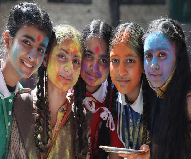 chemical colours will cause harm use herbal coluors