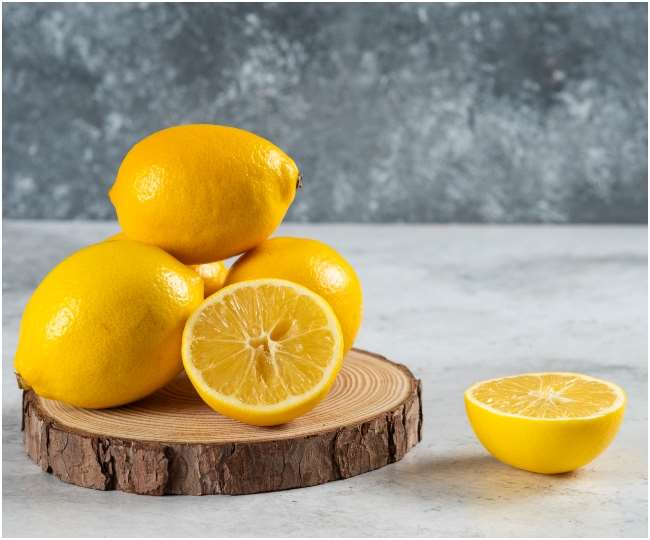 Lemon Juice Benefits: क्या नींबू का रस सिर की त्वचा के लिए फायदेमंद साबित  हो सकता है? - Is Lemon Juice Beneficial For Hair And Scalp Health?