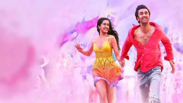 Still Image of Shraddha Kapoor and Ranbir Kapoor from Tu Jhoothi Main Makkaar