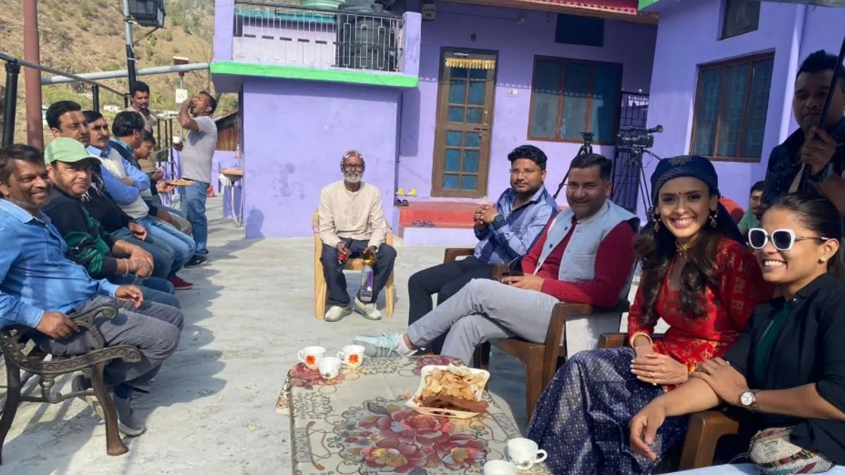 Uttarakhand News: हनोल पहुंची बॉलीवुड अभिनेत्री ऋषिता भट्ट, जल जीवन मिशन के तहत बन रही डॉक्यूमेंट्री की हो रही है शूटिंग