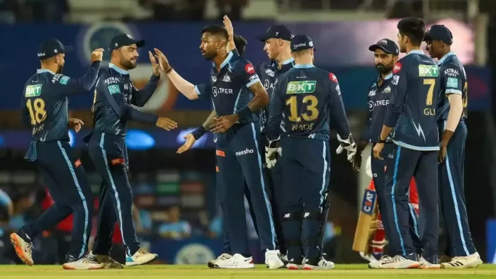 Ashish Nehra ने कहा कि Shah Rukh Khan होंगे Gujarat Titans के 'मैन एक्टर'