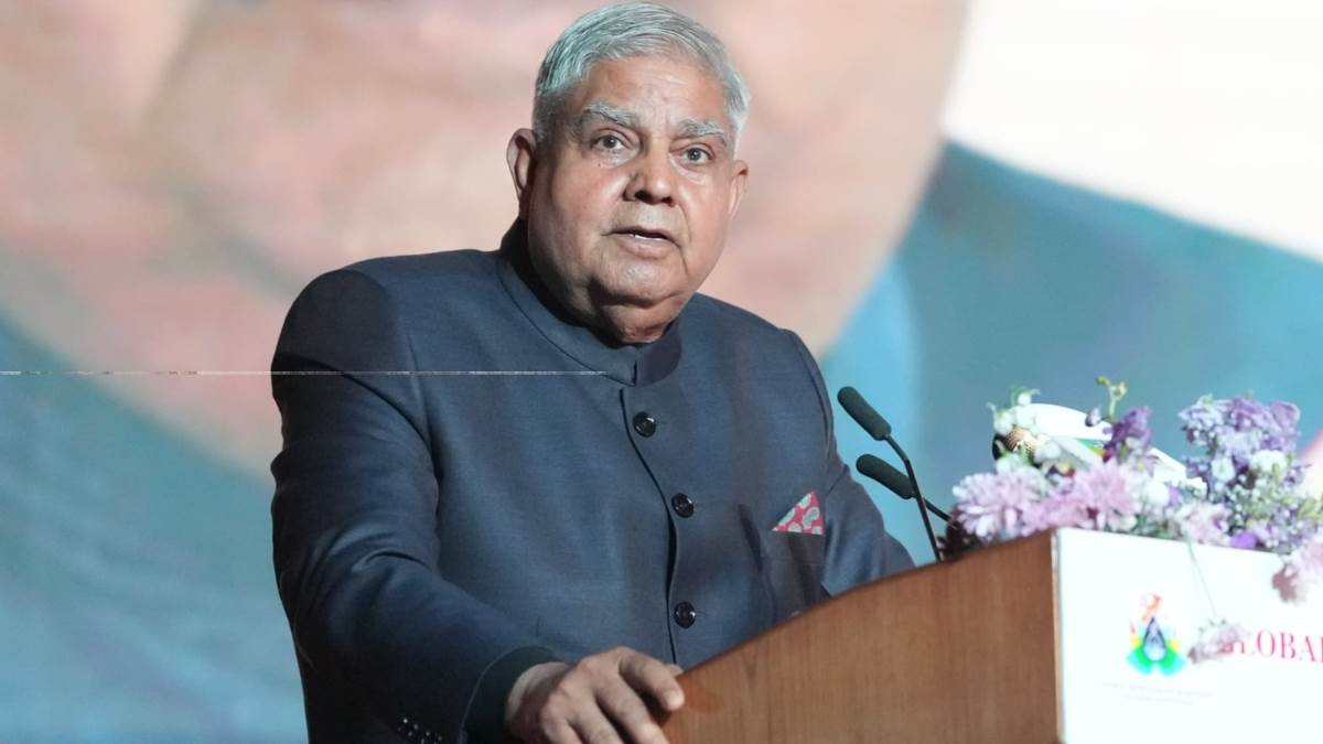 https://www.jagranimages.com/images/newimg/17032024/17_03_2024-vp_dhankhar_23676462.jpg