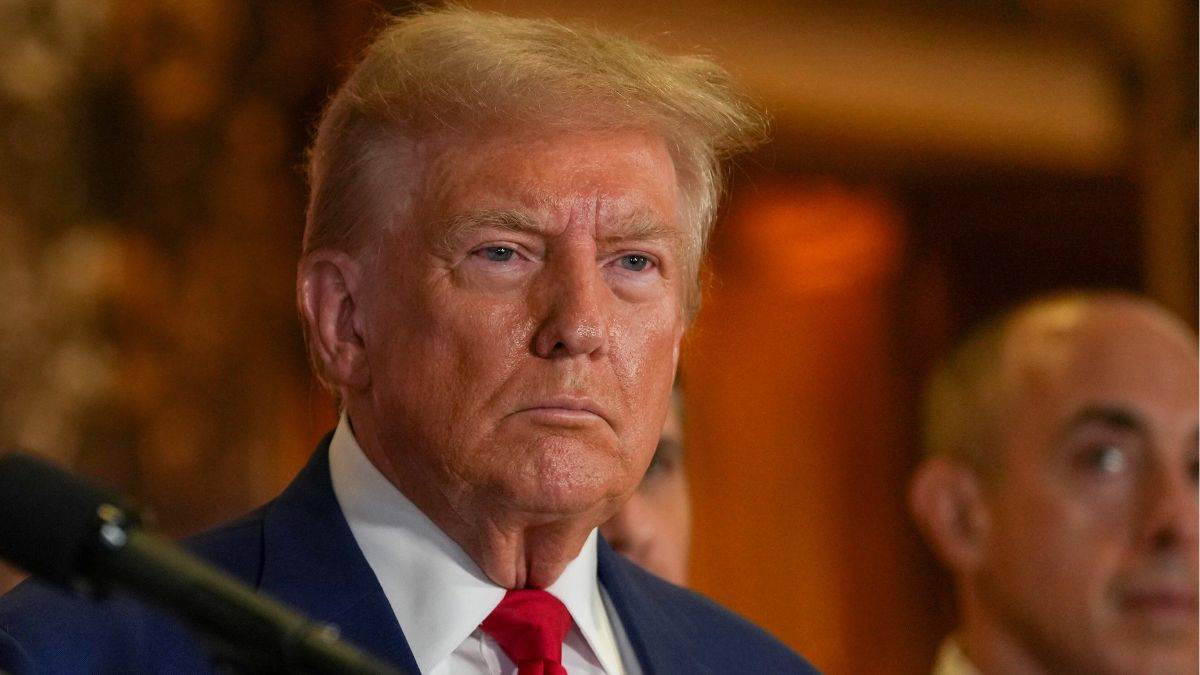 https://www.jagranimages.com/images/newimg/17032025/17_03_2025-donald_trump_alien_23900926.jpg