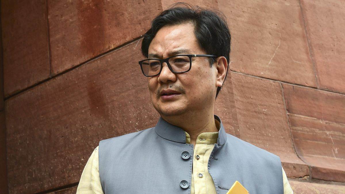 https://www.jagranimages.com/images/newimg/17032025/17_03_2025-kiren_rijiju_waqf_bill_23900930.jpg