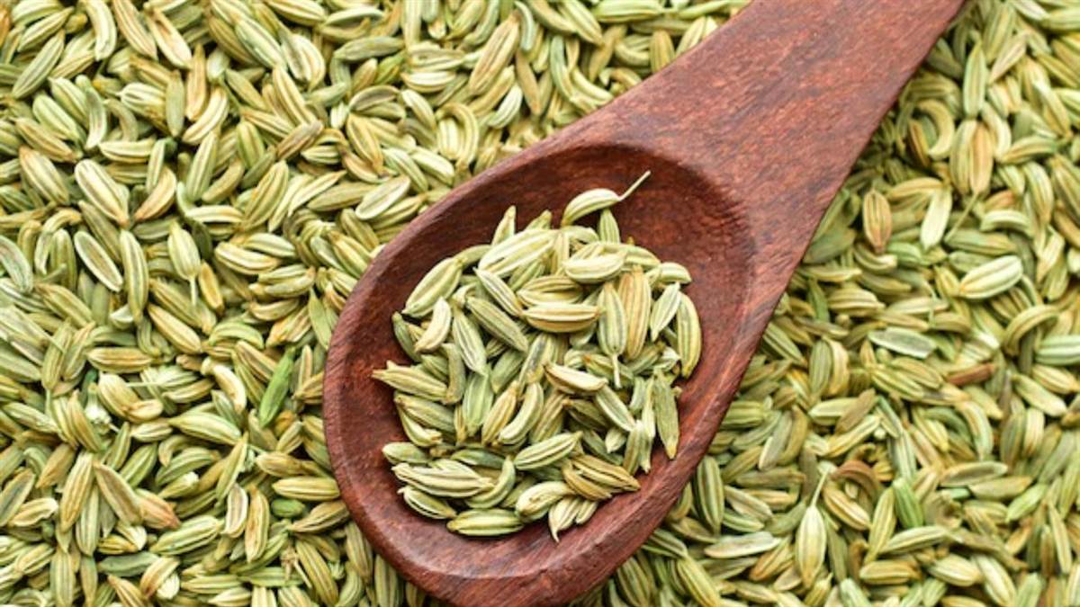 saunf khane ke fayede eating a spoonful of fennel seeds after meals know health benefits in details