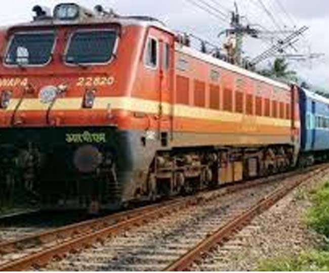 Indian Railways : ऋषि कुंड हॉल्‍ट के पास भागलपुर इंटरसिटी में लूटपाट का पर्दाफाश पुलिस ने कर दिया है।