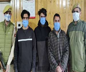 तीन ओवरग्राऊंड वर्करों को गिरफ्तार करने का दावा किया है।