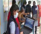 तेजी से डिजिटल होते भारत में रोजगार के नए क्षेत्र तेजी से ऑनलाइन दुनिया में प्रवेश कर रहे हैं।