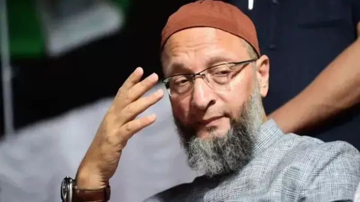 चुनाव से पहले बिहार में ओवैसी की पार्टी को बड़ा झटका लगा (जागरण)