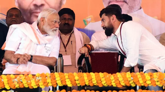 'मोदी का हनुमान' कहे जाने पर आया चिराग का रिएक्शन, बोले- मेरे प्रधानमंत्री...