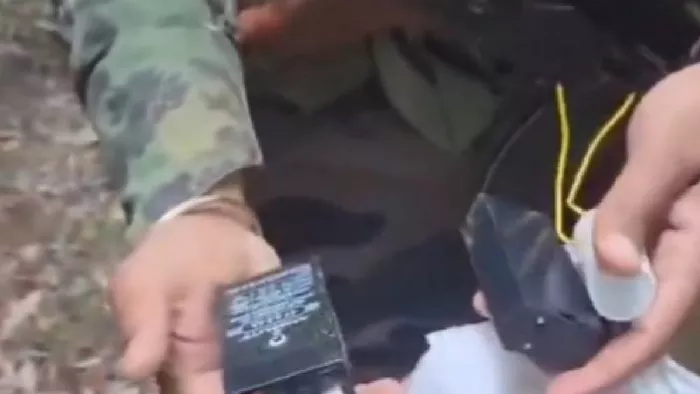 Jammu News: सुरक्षा बलों को गुरसाई इलाके में सर्च ऑपरेशन के दौरान मिला IED। फोटो एएनआई