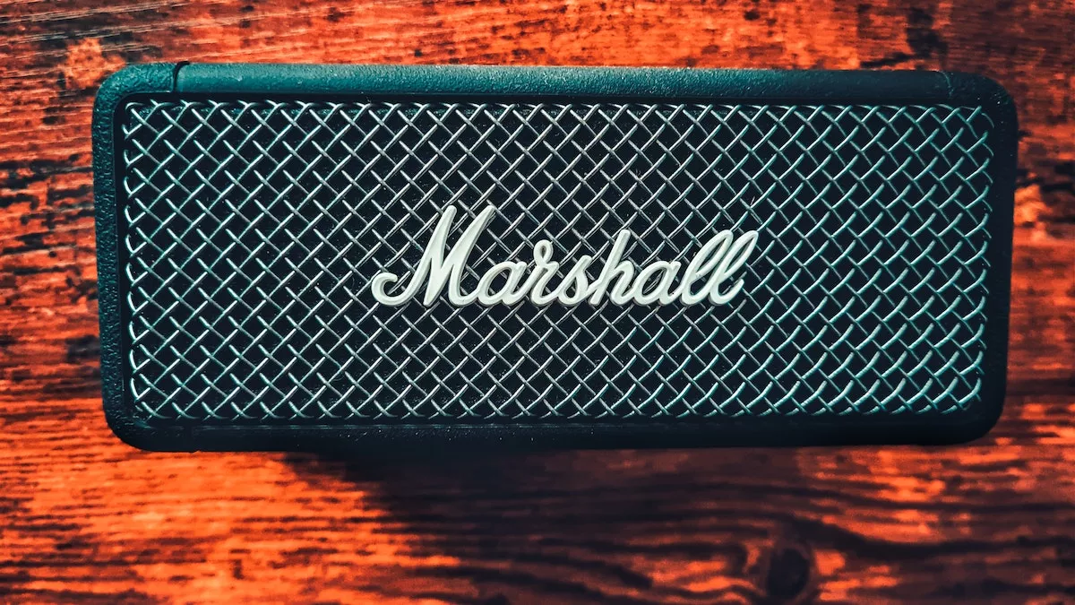पार्टी घर में हो या फिर आउटडोर, इन पोर्टेबल और लाइटवेट Marshall Speakers का साउंड सुनकर झूम उठेंगे आप