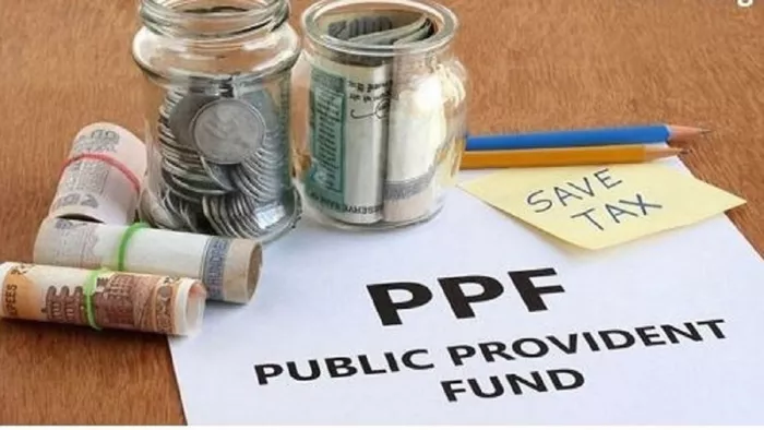 PPF vs SIP Mutual Funds for Investment : आप 500 रुपये साथ PPF अकाउंट खुलवा सकते हैं।