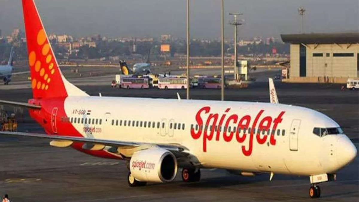 Spicejet विमान ने यात्रियों को पहुंचा दिया, लेकिन सामान एयरपोर्ट पर ही छोड़ दिया
