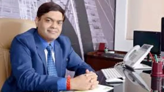 उन्नति फार्च्यून होल्डिंग बिल्डर अनिल मिठास को गिरफ्तार कर ईडी कोर्ट में पेश किया