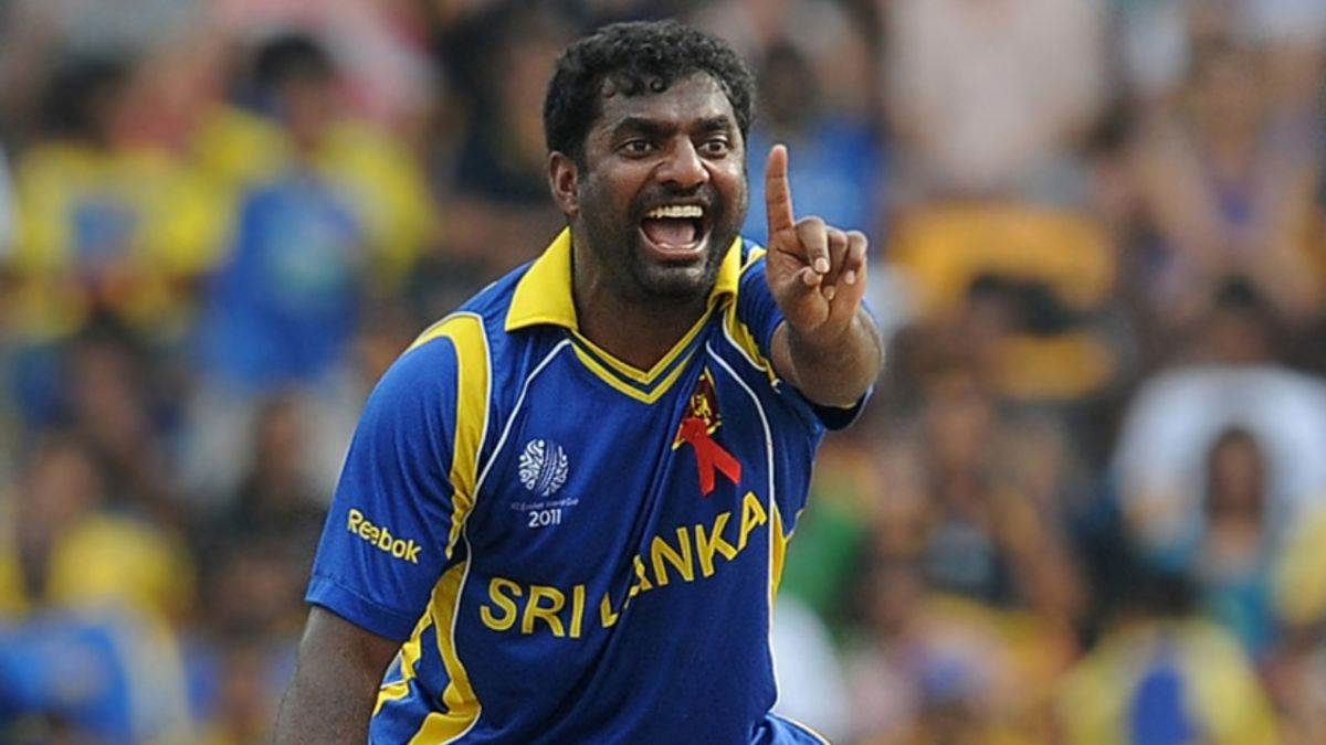 https://www.jagranimages.com/images/newimg/17042025/17_04_2025-muralitharan_net_warth_23919981.jpg