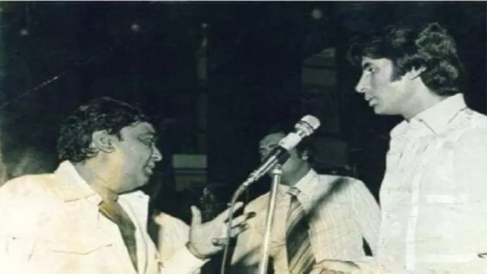 अमिताभ बच्चन के साथ प्रकाश मेहरा सौजन्य इंटरनेट मीडिया